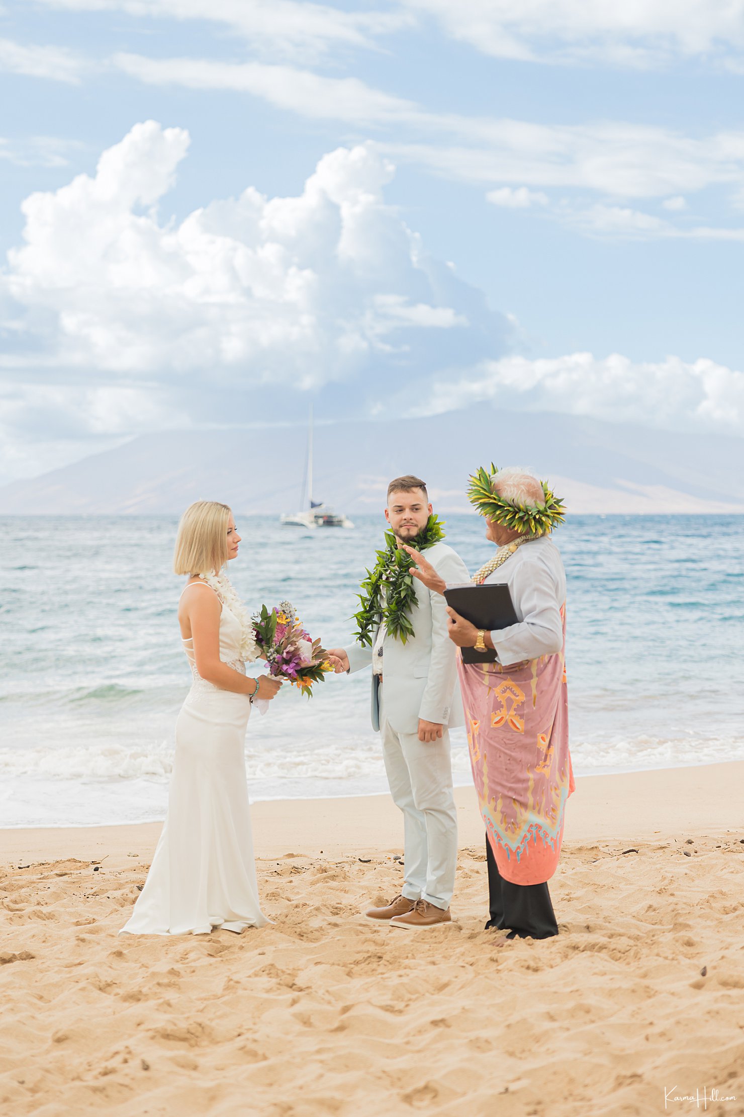 Maui Wedding officiant