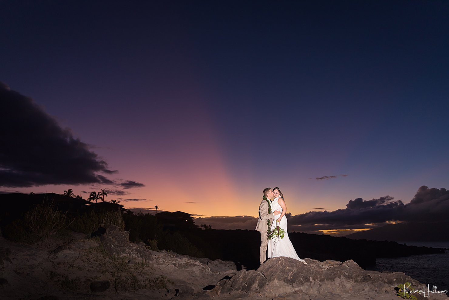 Maui Destination Wedding with Simple Maui Wedding