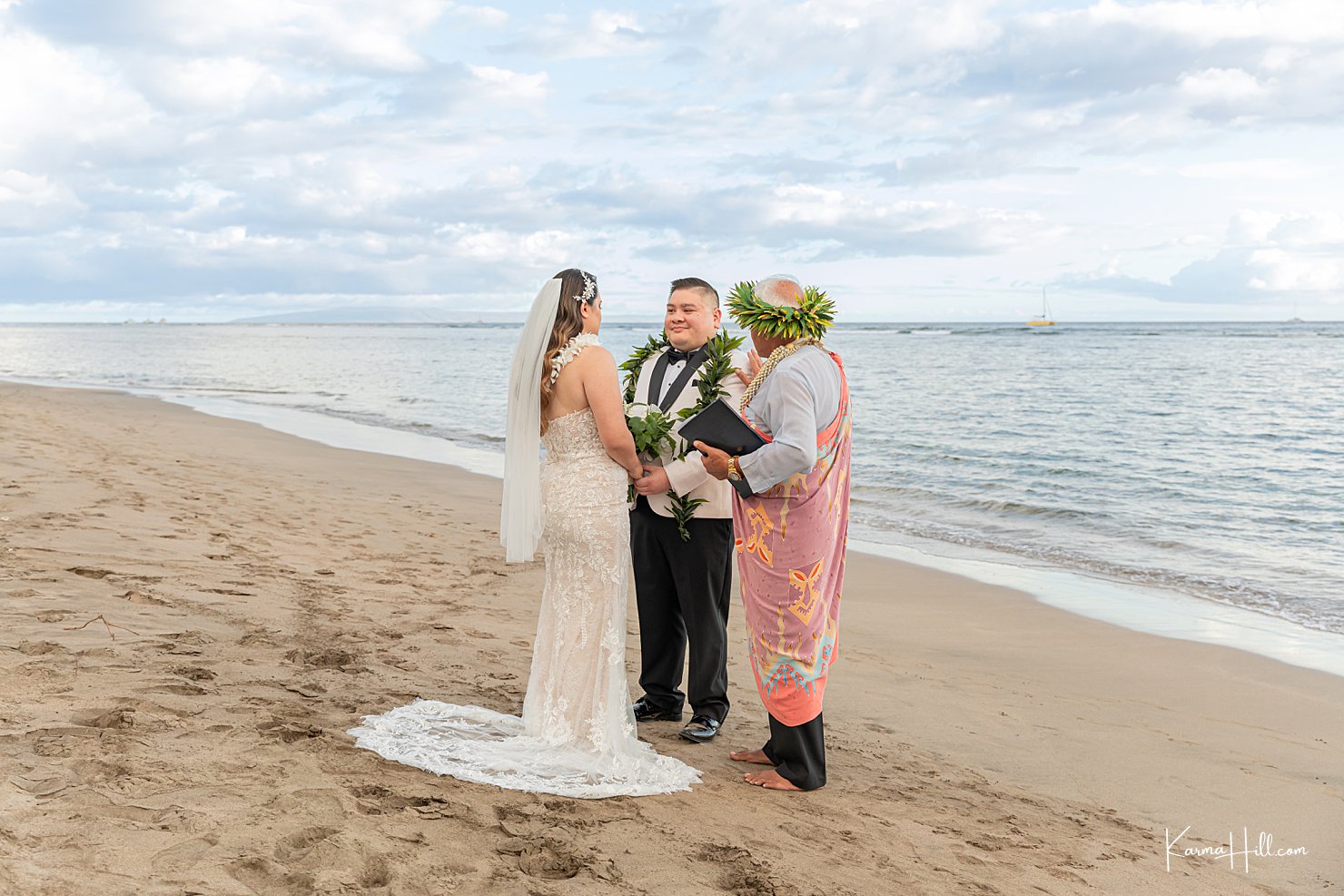 elope in Maui at Lahaina Shores Beach