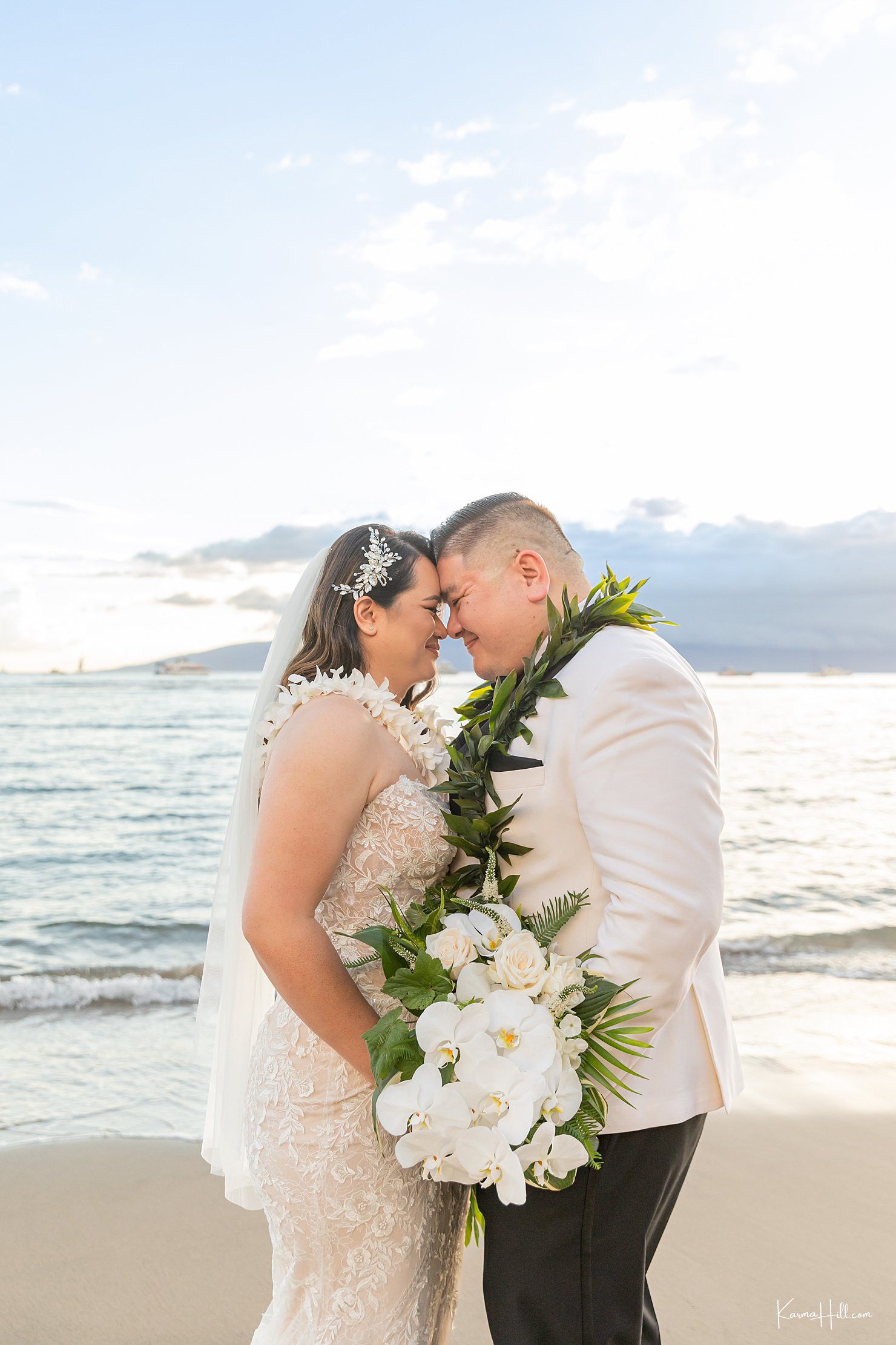 elope in Maui with Karma Hill Photography