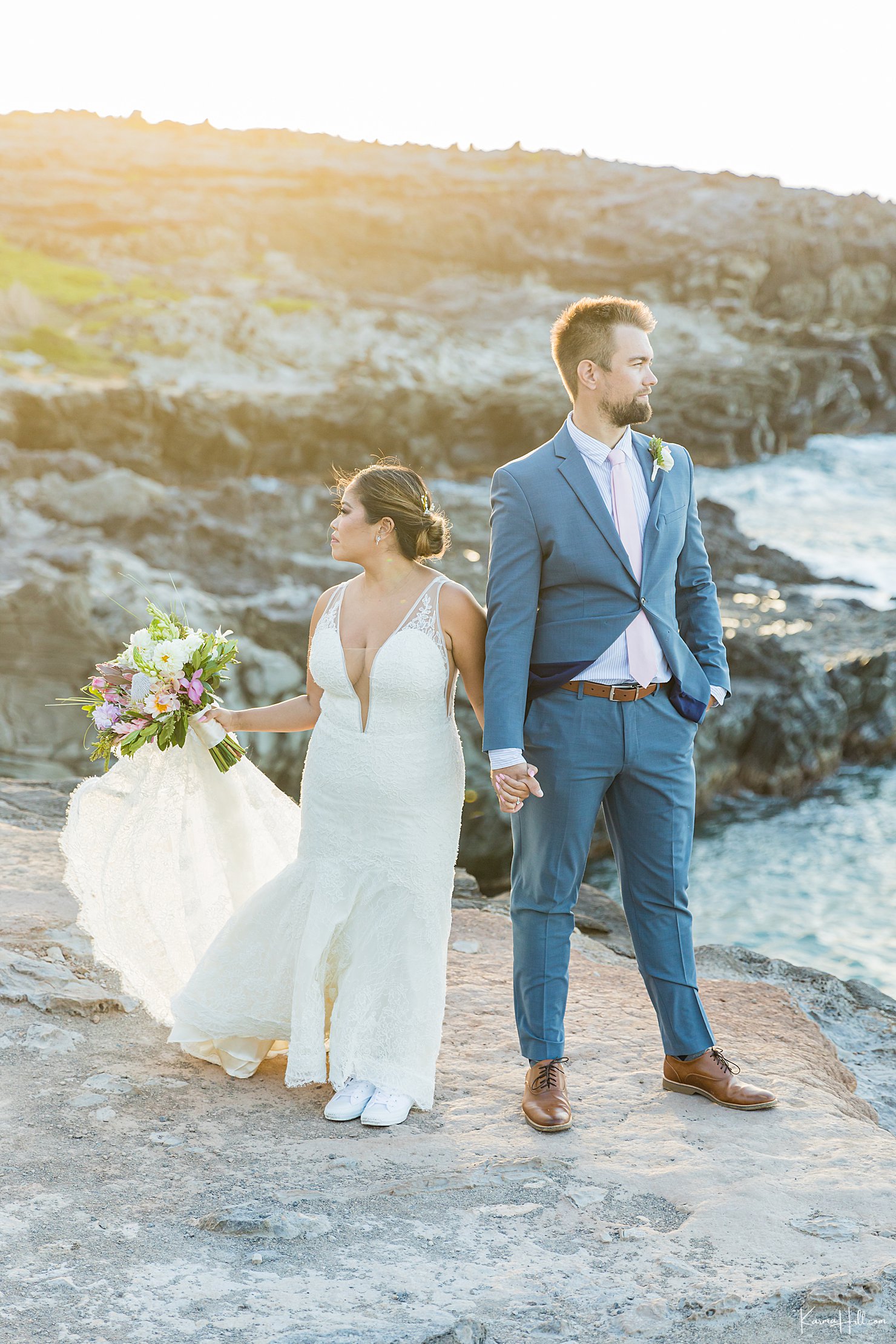cliff wedding in Maui