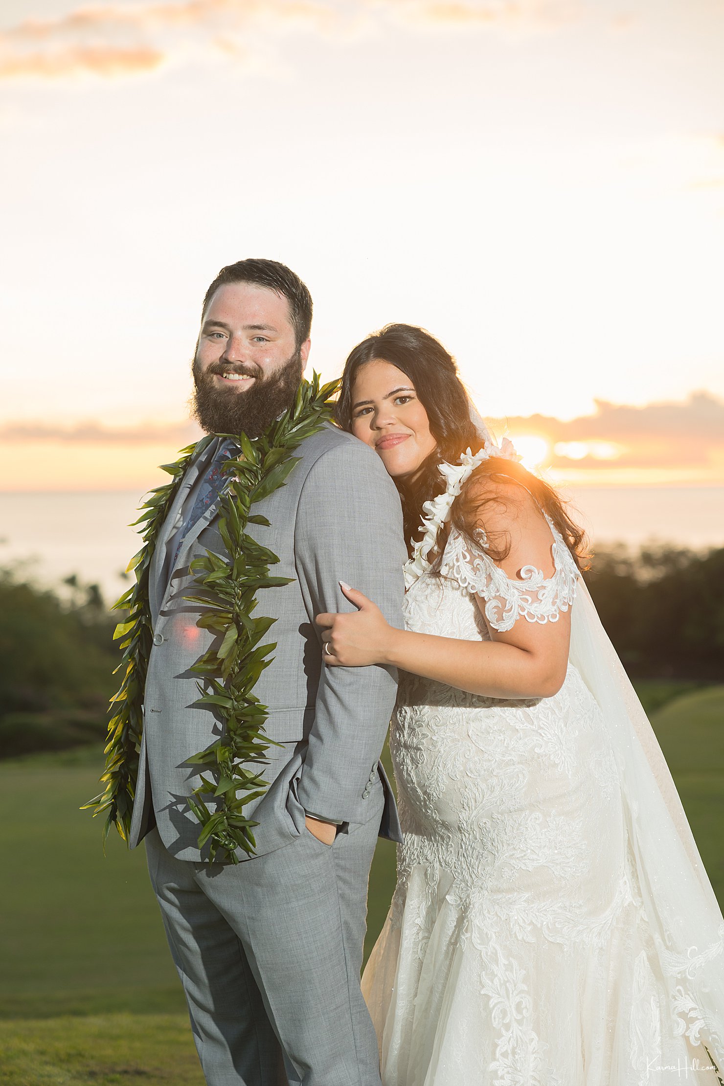 Hawaii Destination Wedding at sunset