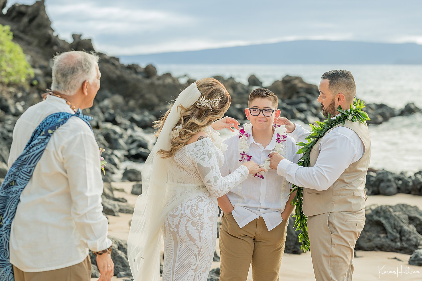 Vow Renewal in Maui with kids