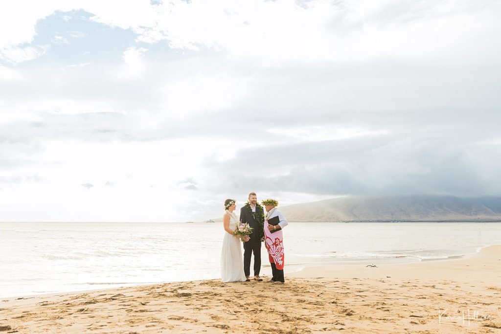 Elope in Maui at sunset