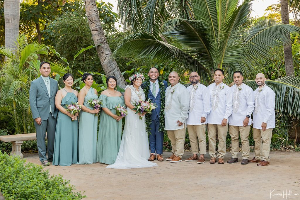 wedding party in maui