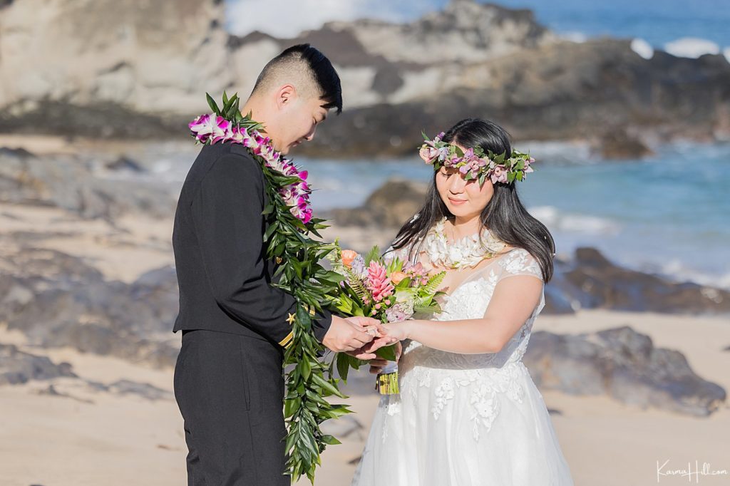 bride and groom in maui