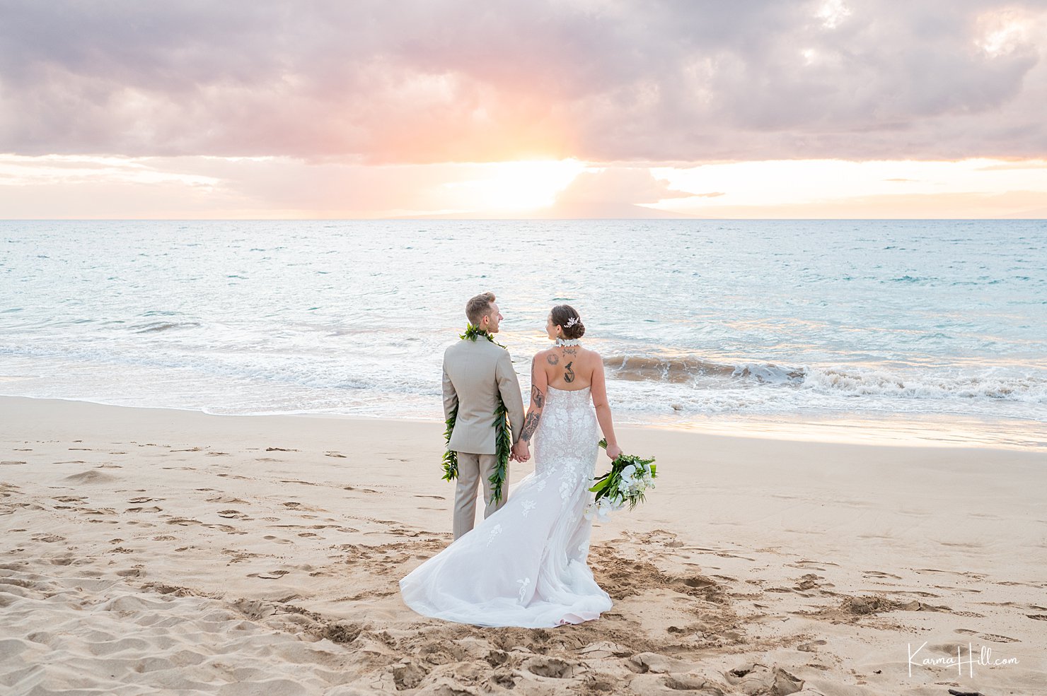 Maui Destination Wedding with Simple Maui Wedding