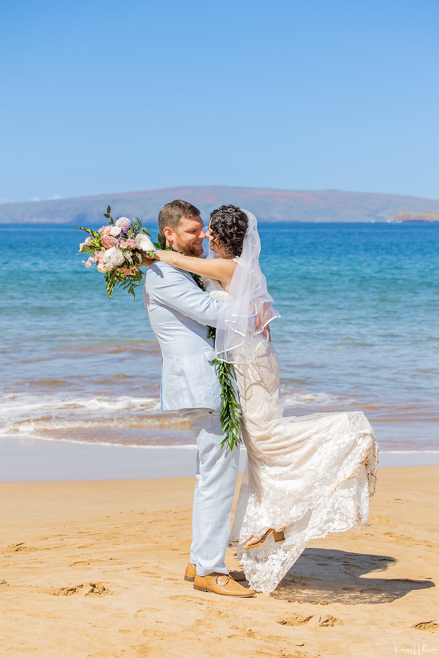 Beach Wedding in Maui photography
