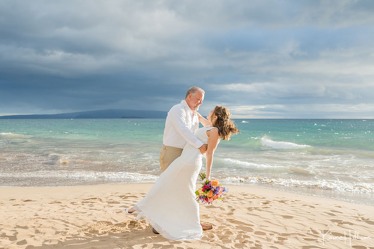 beach wedding in Maui, Hawaii