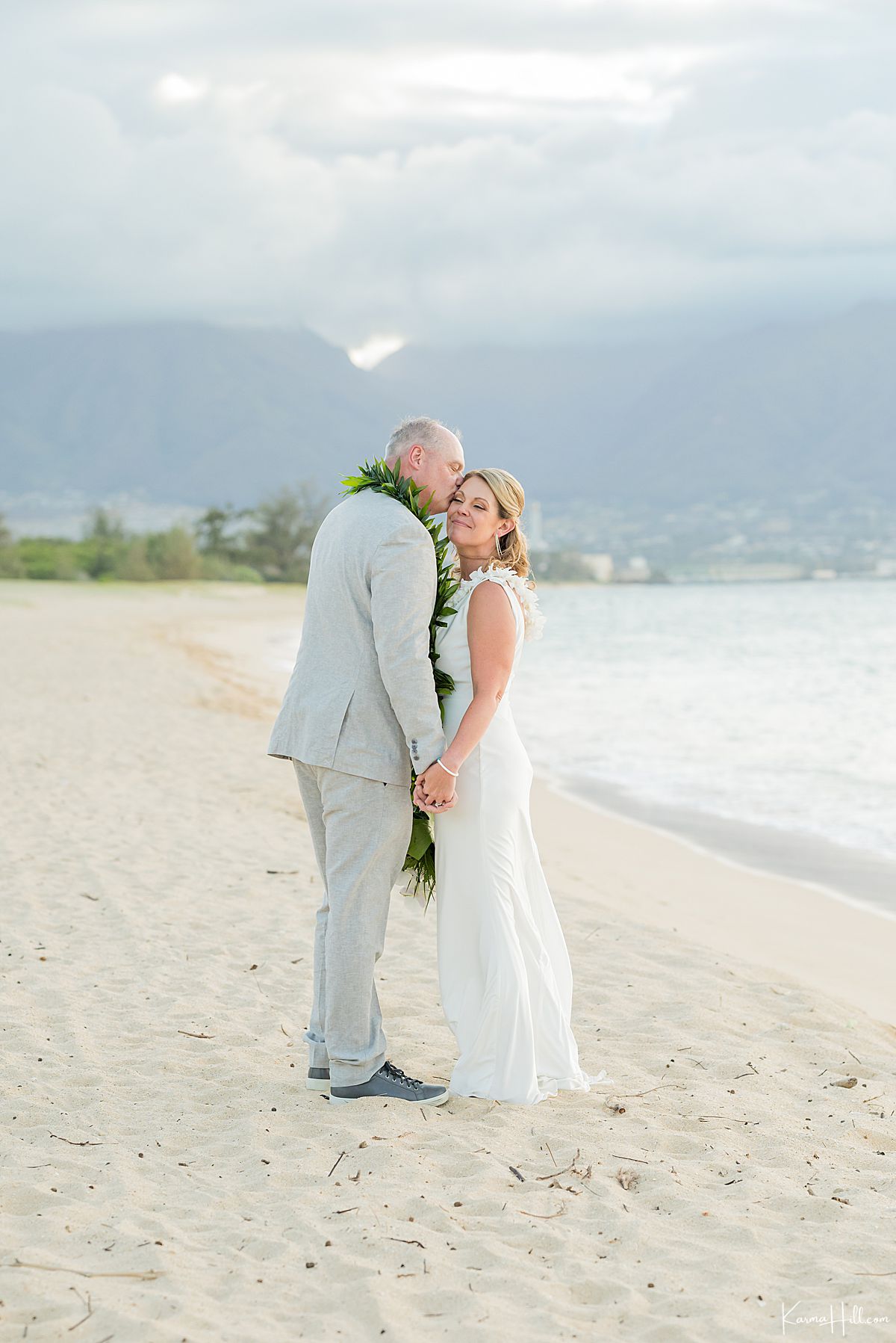 maui beach wedding 