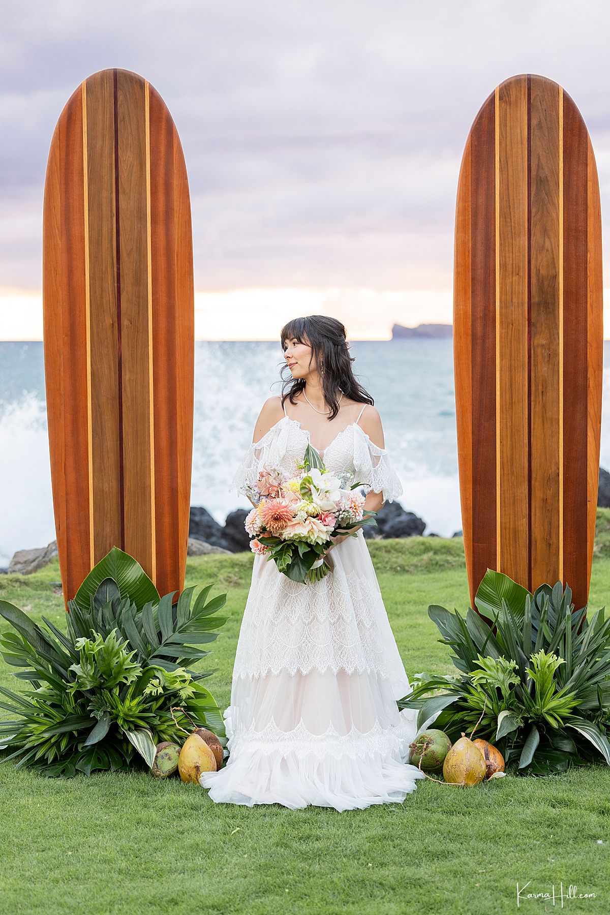 cool Hawaii wedding photo