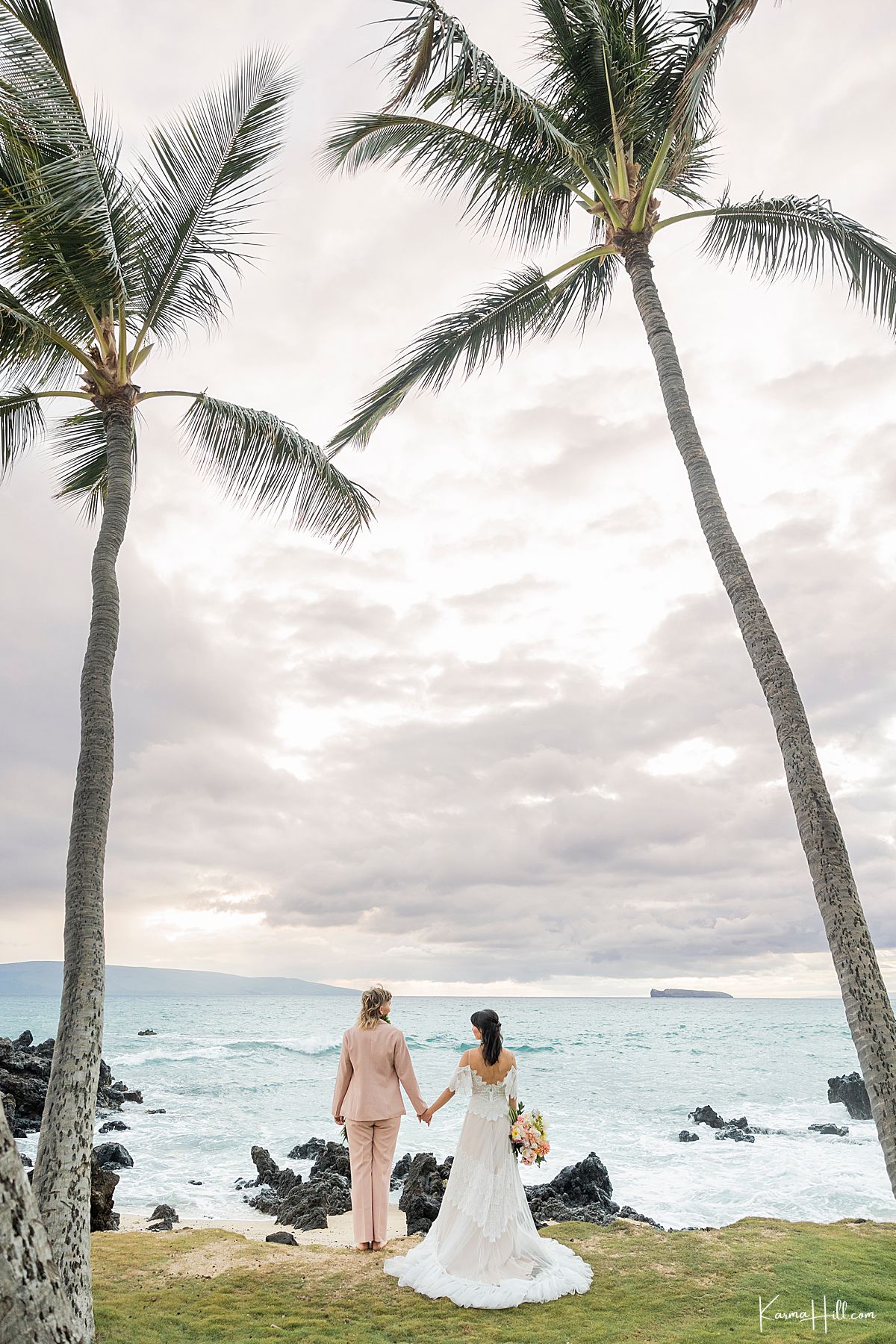 Dream lesbian wedding in Maui, Hawaii