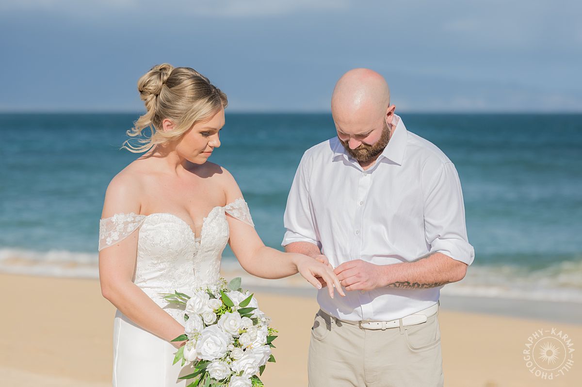 Maui beach wedding