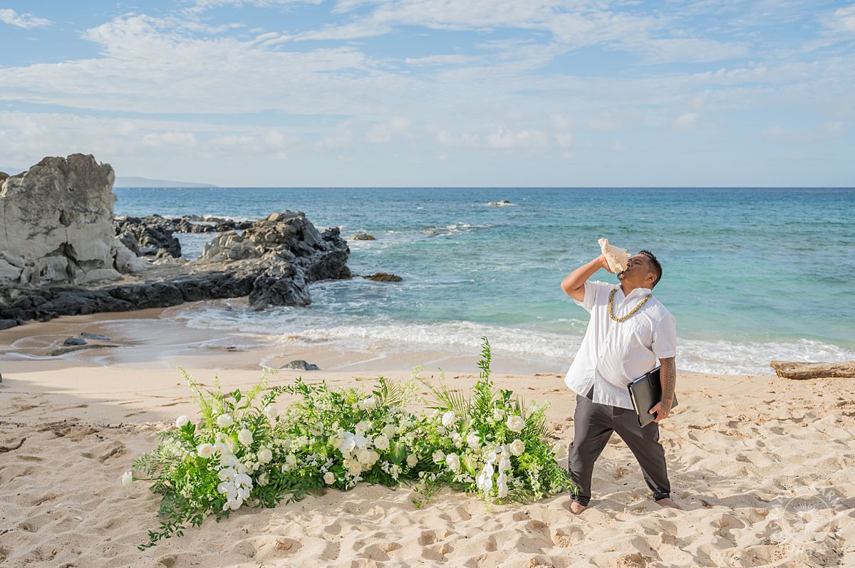 Maui beach elopement