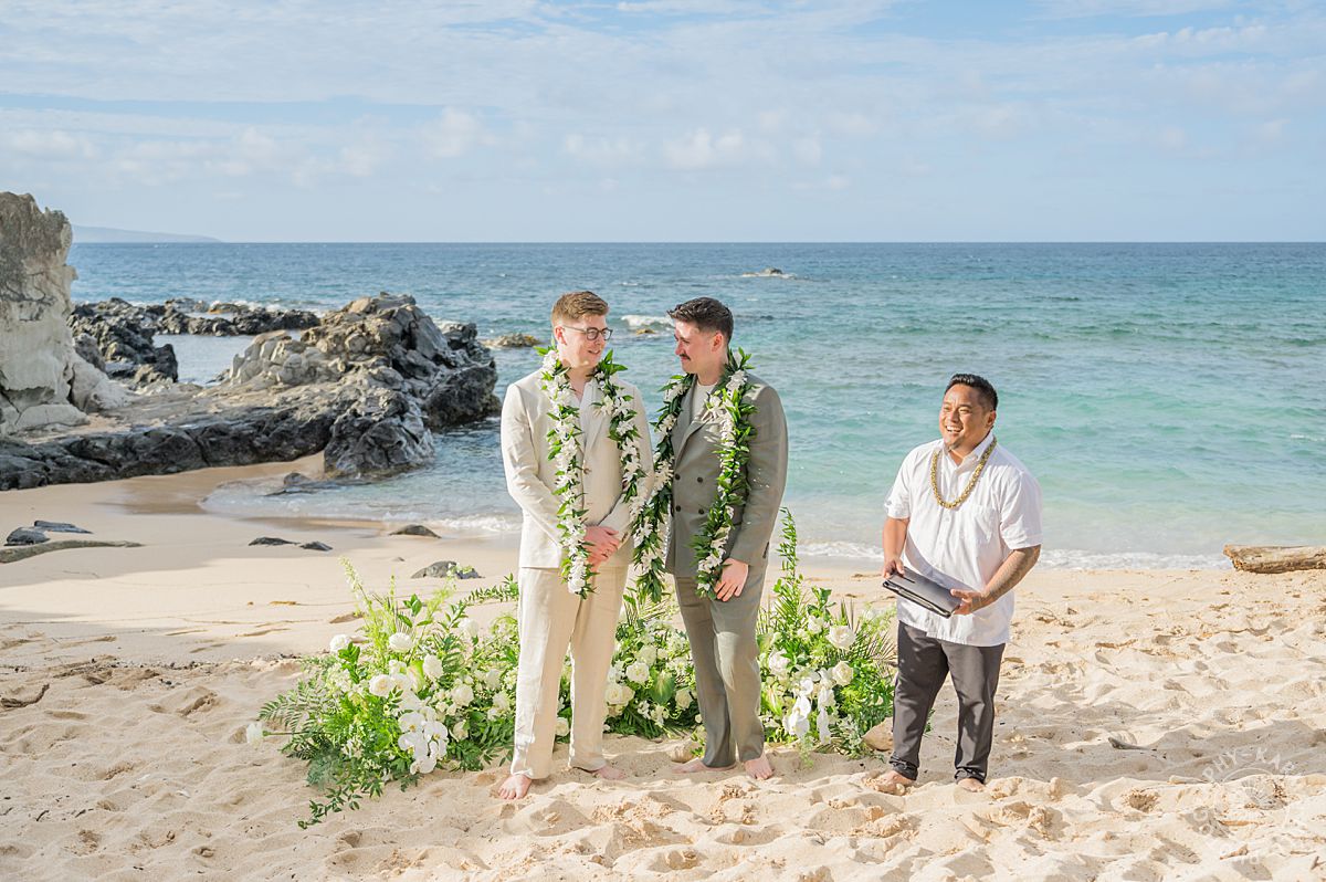 Maui beach elopement