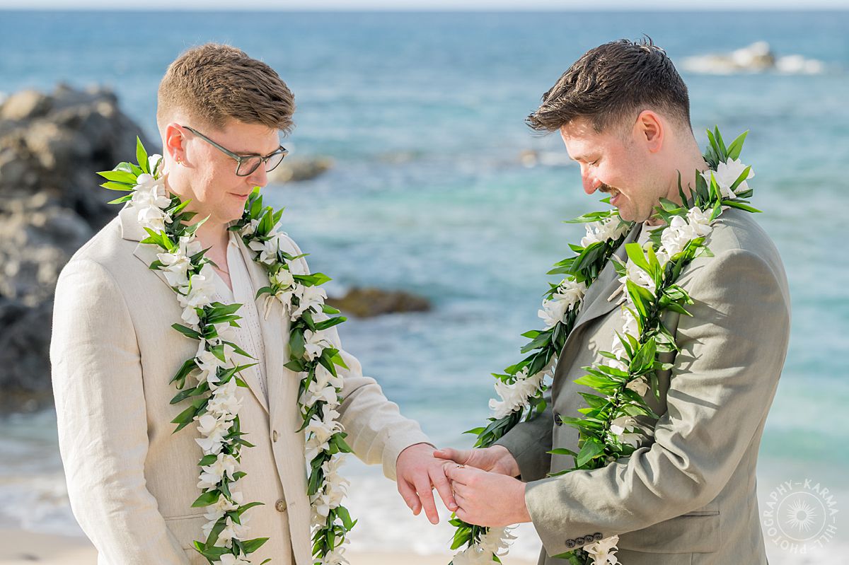 Maui beach elopement