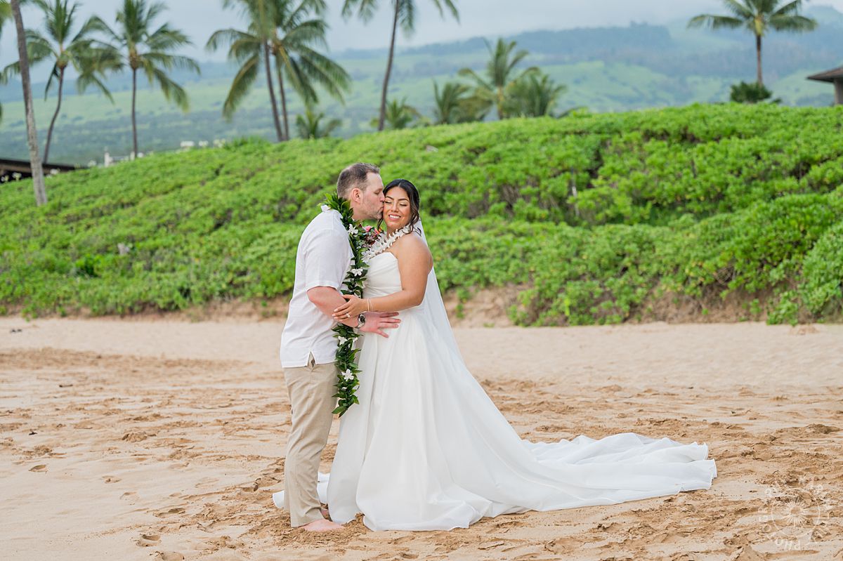 Maui beach wedding