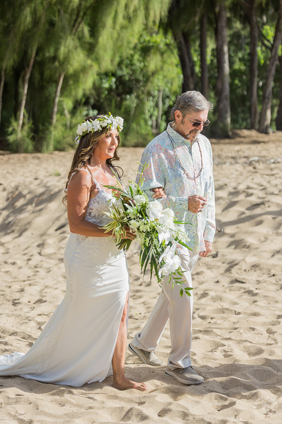 Maui beach wedding