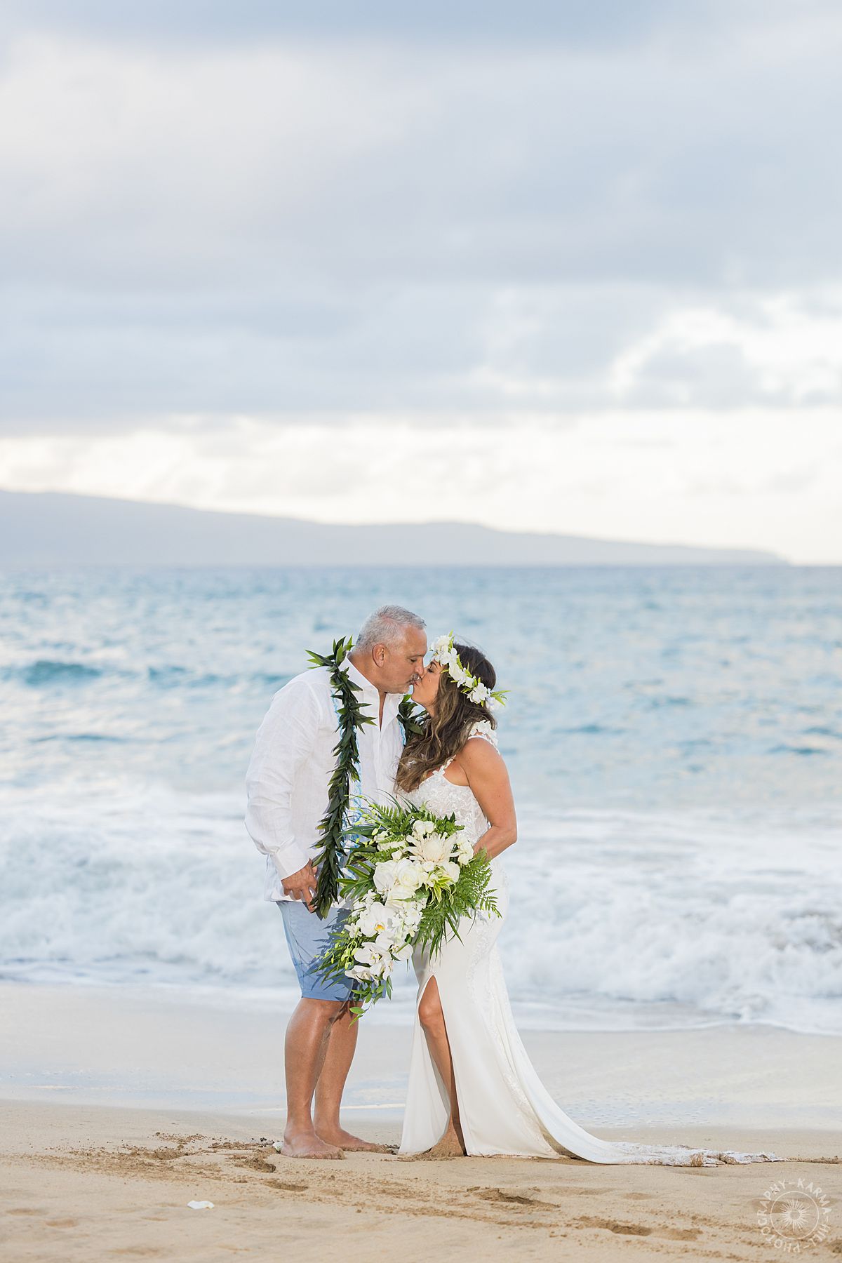 Maui beach wedding