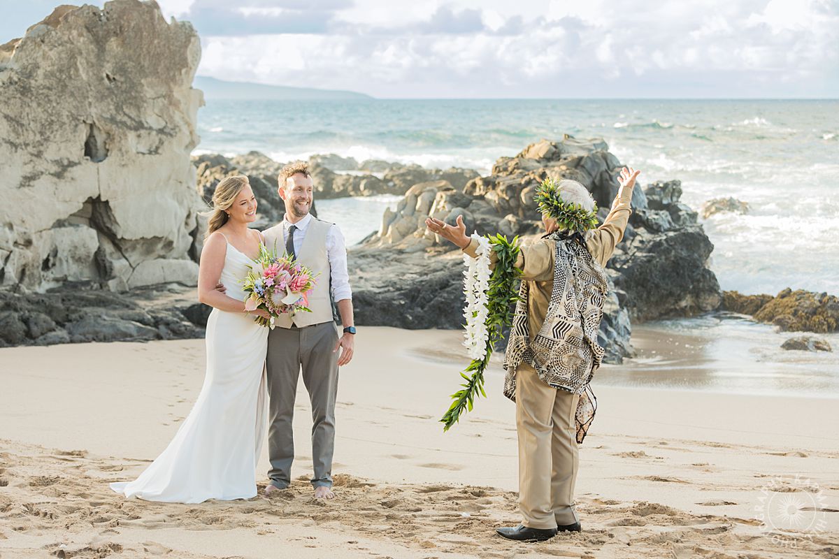 How to Elope in Maui
