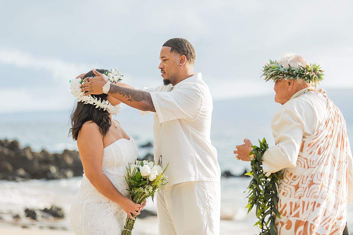 Maui beach wedding