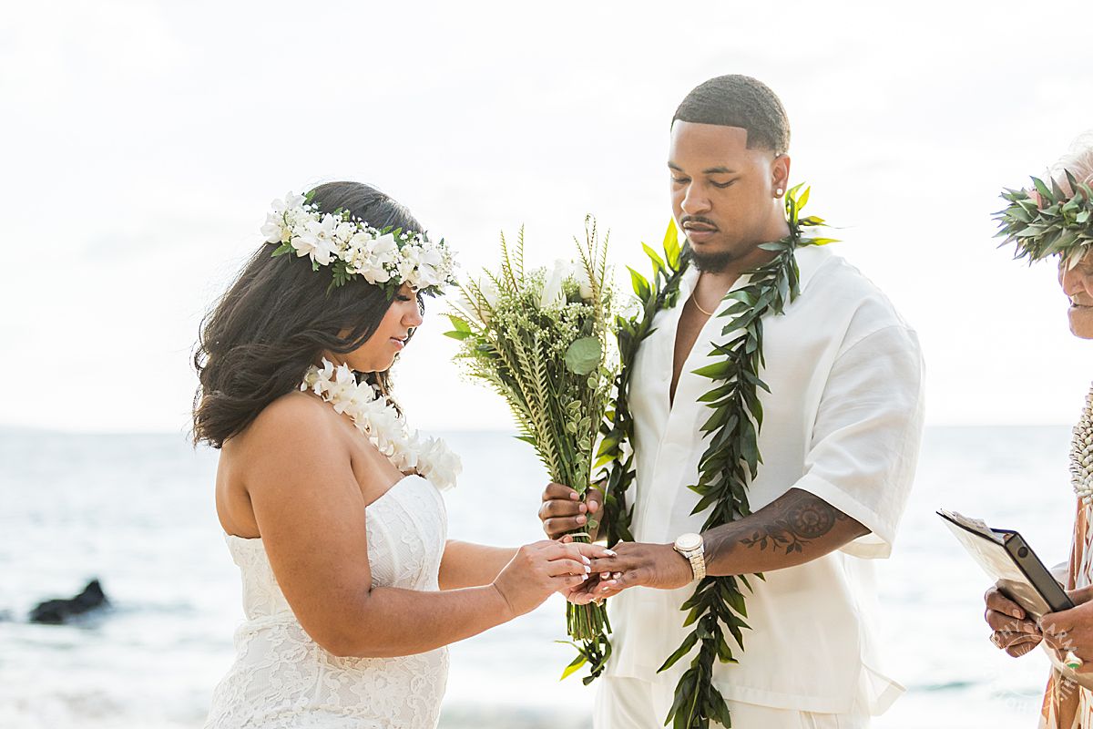 Maui beach wedding