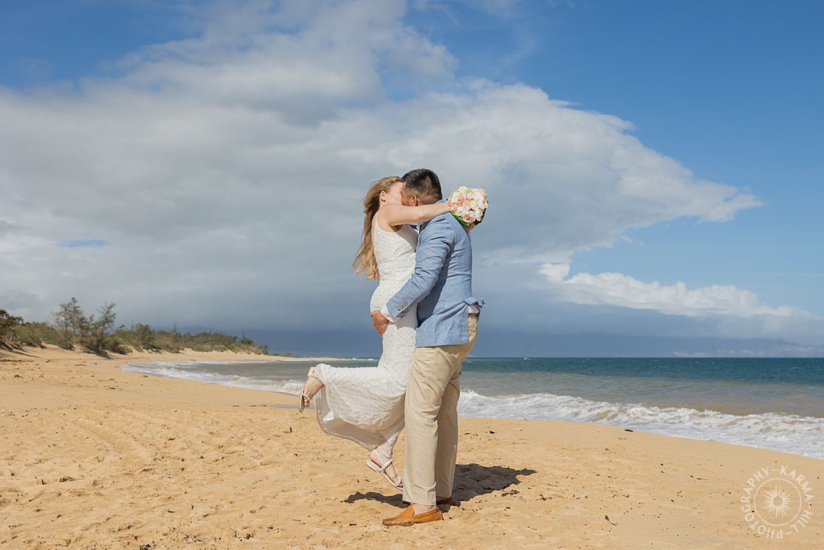 Maui beach wedding